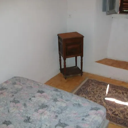 Nyaraló U San Anto *
